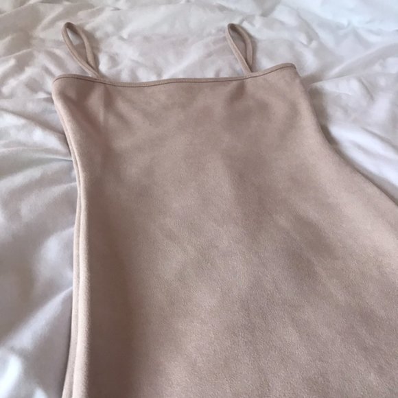 ♥️BRAND NEW TAUPE BODYCON DRESS♥️ - Picture 2 of 3